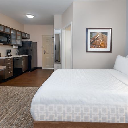 Candlewood Suites Athens By Ihg Екстериор снимка