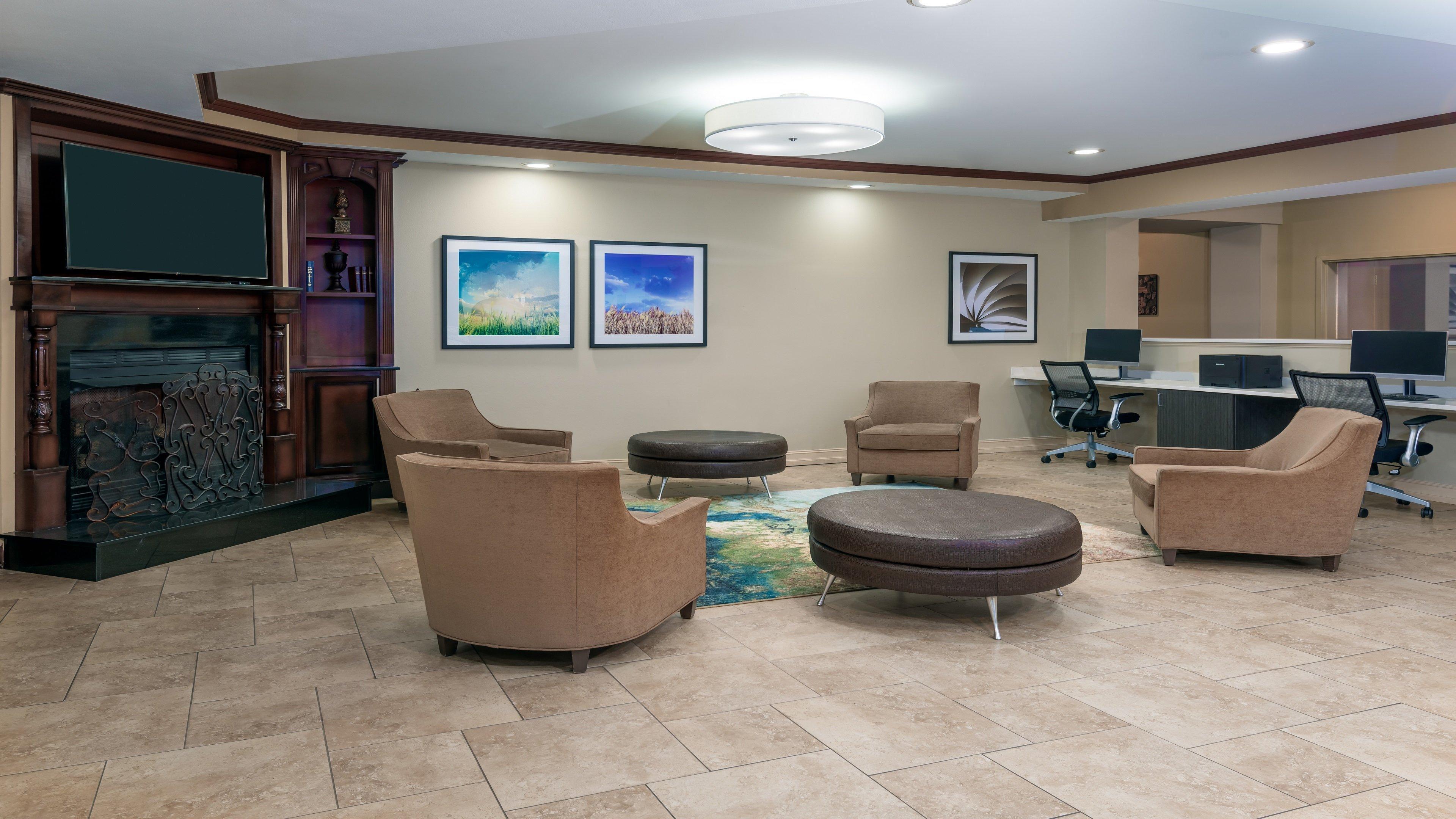 Candlewood Suites Athens By Ihg Екстериор снимка