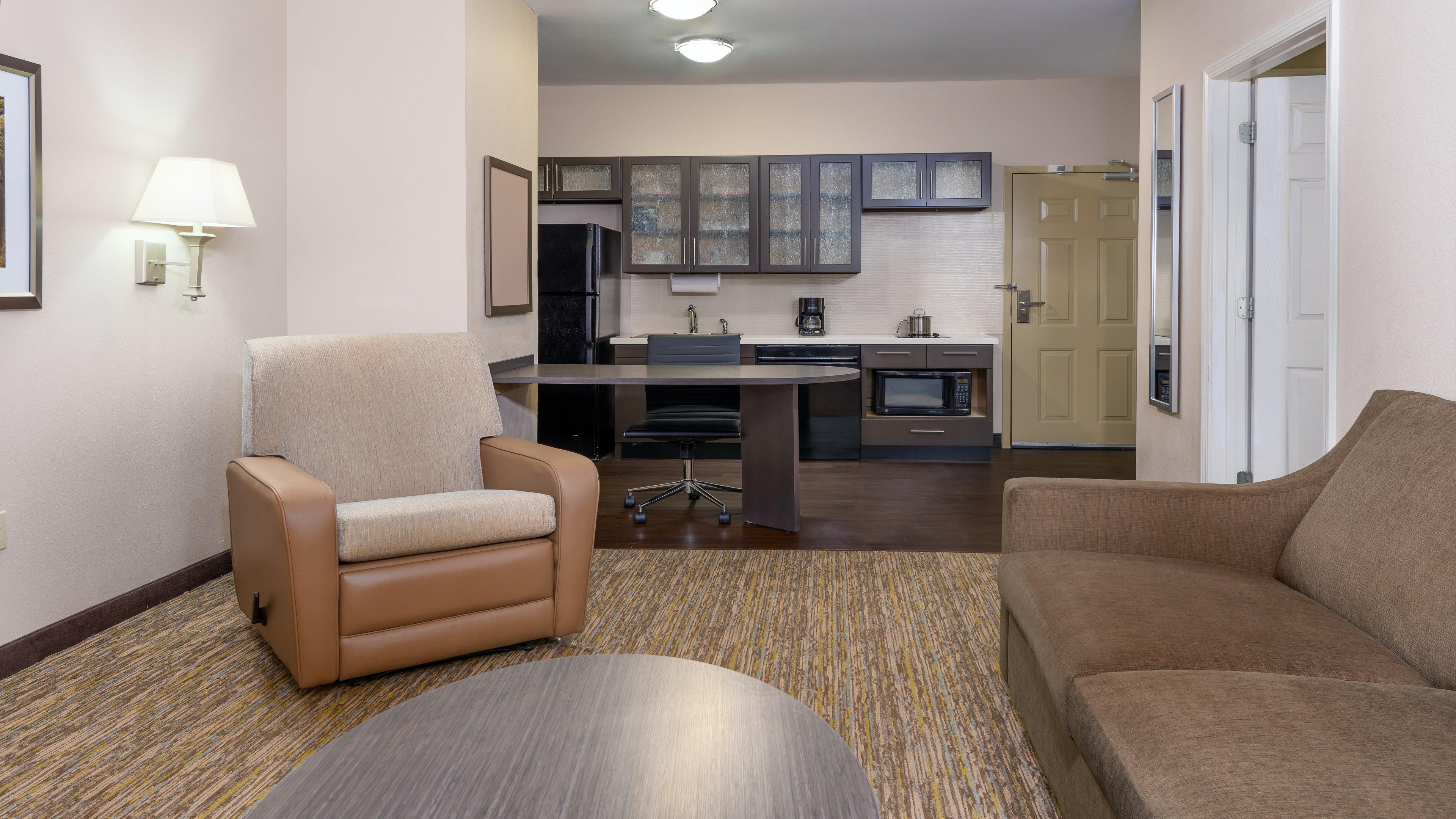 Candlewood Suites Athens By Ihg Екстериор снимка