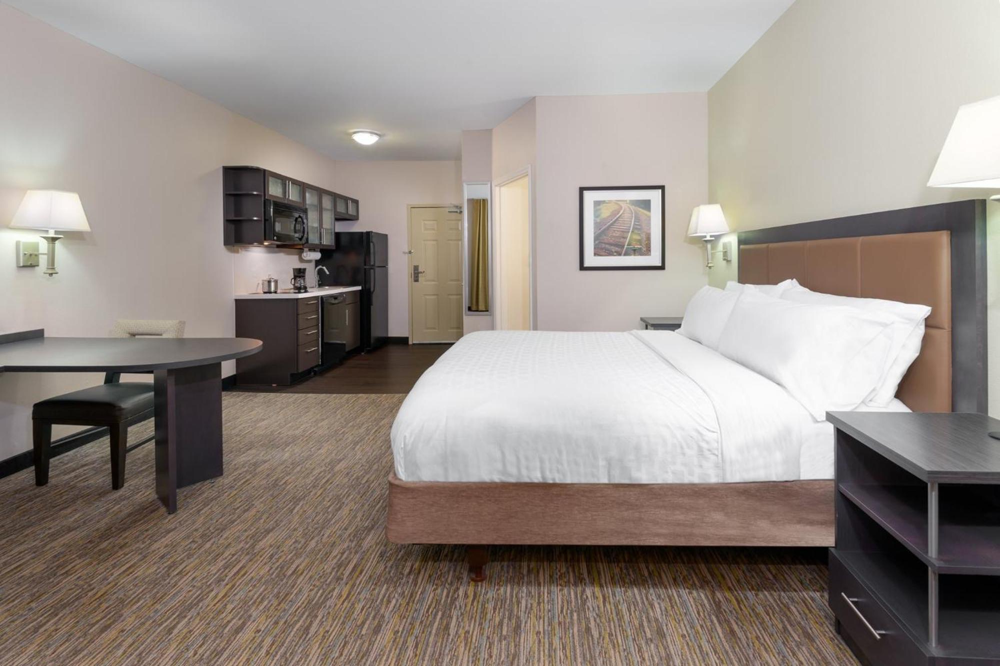 Candlewood Suites Athens By Ihg Екстериор снимка