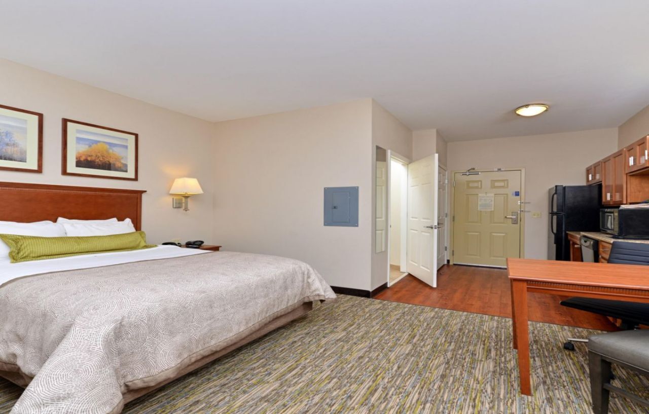 Candlewood Suites Athens By Ihg Екстериор снимка